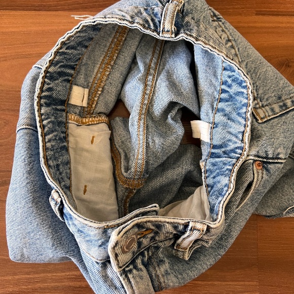 Dynamite Ella mom shorts cuffed - Picture 6 of 6